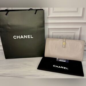 Chanel Long Wallet Light Gray Lilac Leather CC Snap Closure | Dust Bag/Shpg Bag